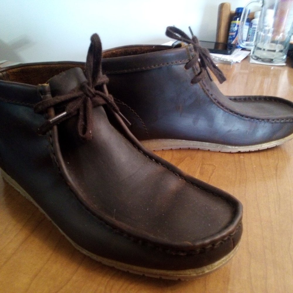 Men's shoes